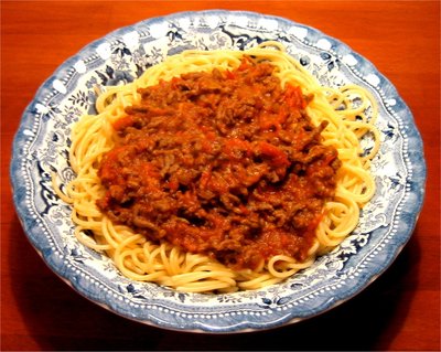 Spaghettis  la Bolognese -- 03/02/05